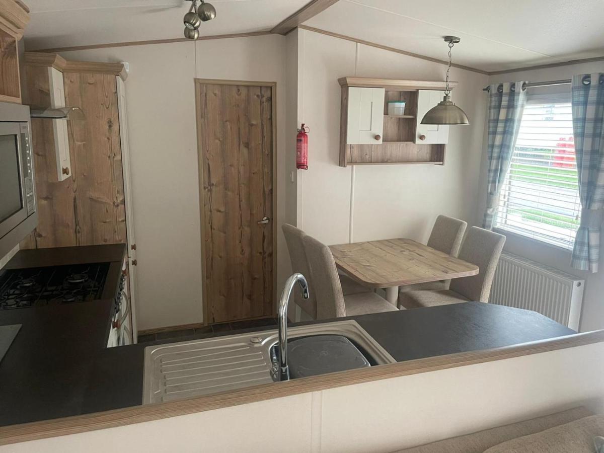 Luxury 6 Berth Caravan, Marton Mere Blackpool Ngoại thất bức ảnh